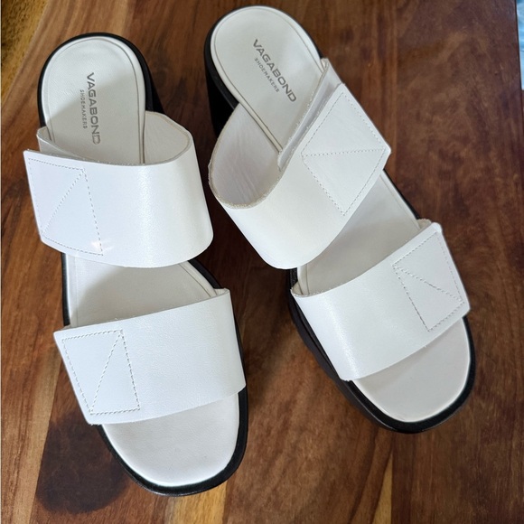 Vagabond Women's White platform Slide Sandals - Picture 2 of 10